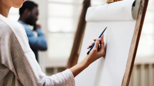 Arts appliqués et dessin : pourquoi choisir une école qui fait la différence